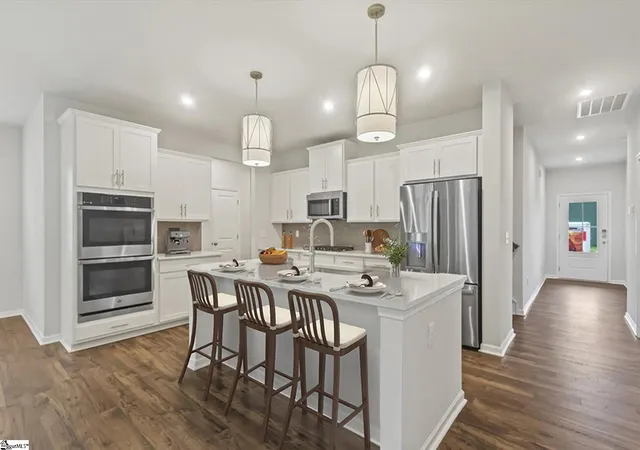 Photo 3 of Single family home for sale at 3063 Harvey Brk Ct, Inman, SC 29349 | MLS# 1604484 | Listing updated on 2026-10-17