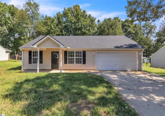 Photo 1 of Single family home for sale at 116 Pine Needle Rd, Piedmont, SC 29673 | MLS# 1603047 | Listing updated on 2026-09-10