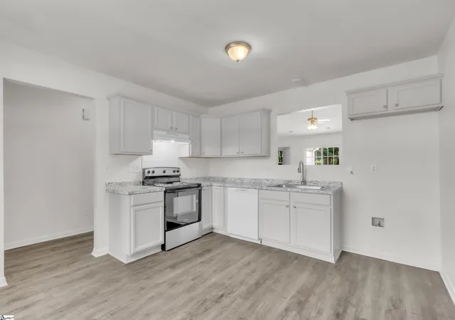 Photo 2 of Single family home for sale at 116 Pine Needle Rd, Piedmont, SC 29673 | MLS# 1603047 | Listing updated on 2026-09-10