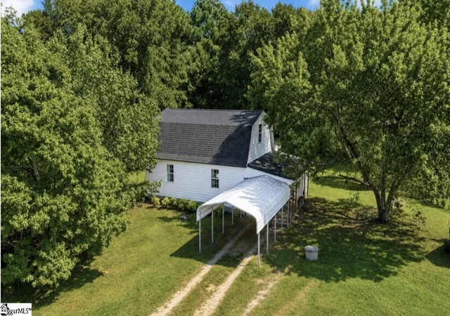 Photo 1 of Single family home for sale at 74 Double H Farm Rd, Donalds, SC 29638 | MLS# 1606544 | Listing updated on 2026-10-13