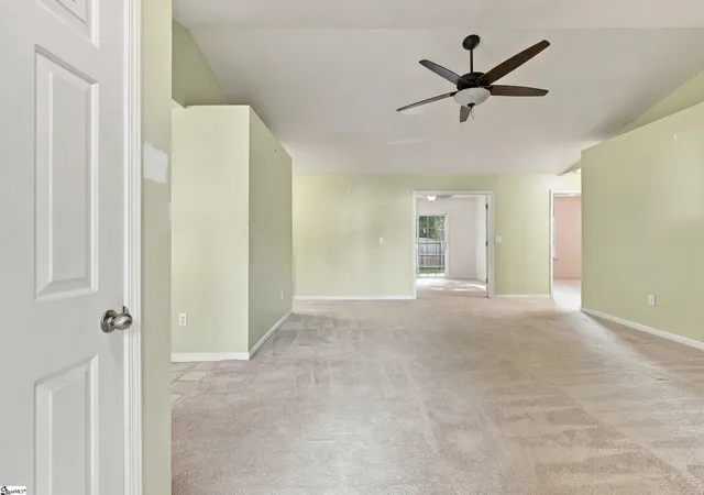 Photo 2 of Sale Pending at 106 Landing Ln, Simpsonville, SC 29681 | MLS# 1604998 | Listing updated on 2026-10-02