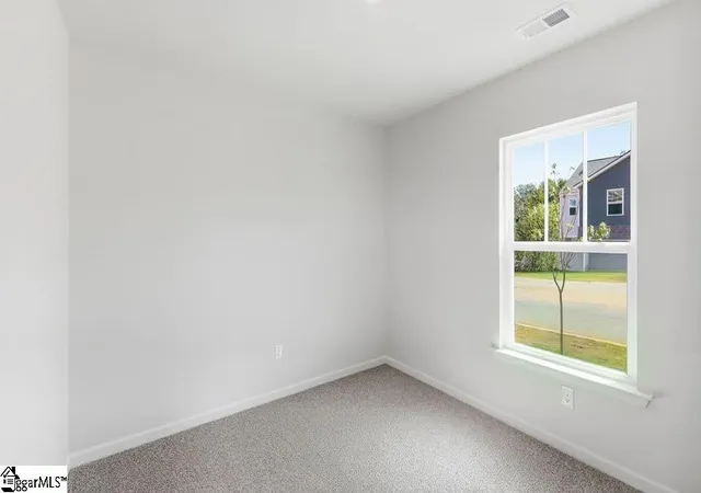 Photo 4 of Single family home for sale at 152 Cranford Rd, Fountain Inn, SC 29644 | MLS# 1598434 | Listing updated on 2026-10-23