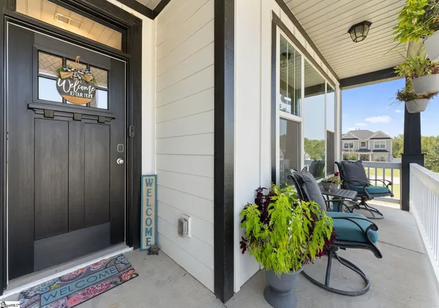 Photo 3 of Single family home for sale at 718 Amherst Glen Dr, Greer, SC 29651 | MLS# 1604790 | Listing updated on 2026-10-09