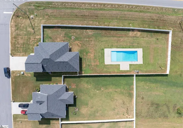 Photo 2 of Single family home for sale at 101 Carolina Dr, Piedmont, SC 29673 | MLS# 1603673 | Listing updated on 2026-09-16