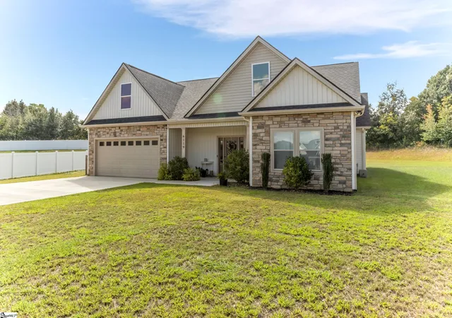 Photo 3 of Single family home for sale at 6119 Tributary Way, Chesnee, SC 29323 | MLS# 1606064 | Listing updated on 2026-10-08