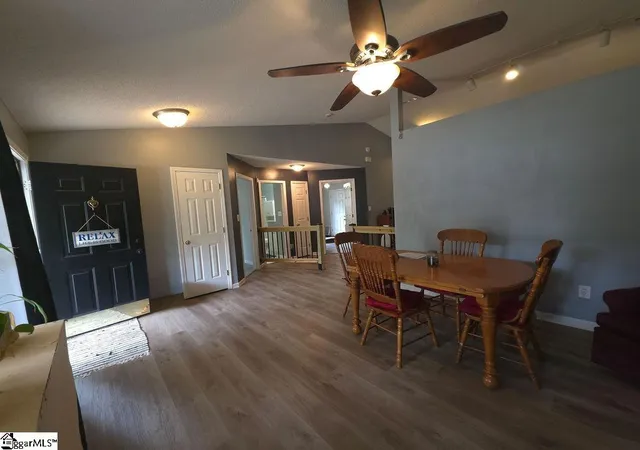 Photo 4 of Single family home for sale at 501 Hill Ln, Mauldin, SC 29662 | MLS# 1604276 | Listing updated on 2026-09-24