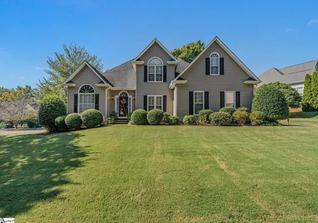 Photo 1 of Single family home for sale at 102 Smith Holw Dr, Greenville, SC 29615 | MLS# 1605770 | Listing updated on 2026-10-09