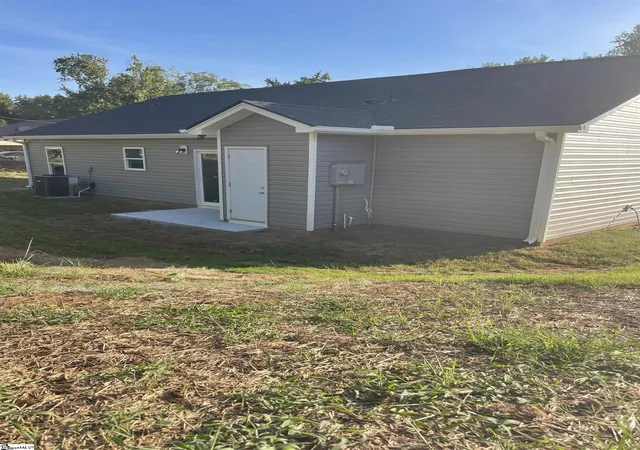 Photo 2 of Single family home for sale at 1008 Boggs St, Anderson, SC 29625 | MLS# 1603779 | Listing updated on 2026-09-14