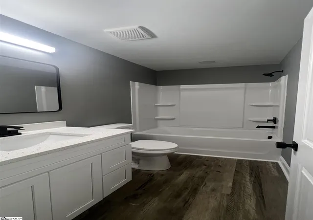 Photo 4 of Single family home for sale at 1008 Boggs St, Anderson, SC 29625 | MLS# 1603779 | Listing updated on 2026-09-14