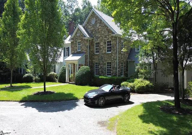 Photo 1 of Single family home for sale at 735 Jackson Grove Rd, Landrum, SC 29356 | MLS# 1565706 | Listing updated on 2026-09-08