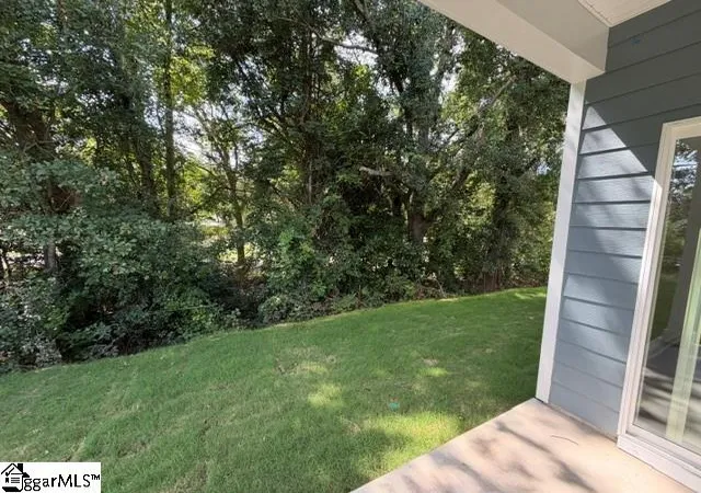 Photo 2 of Townhouse for sale at 305 Dunnlea Wy, Simpsonville, SC 29681 | MLS# 1598469 | Listing updated on 2026-09-21