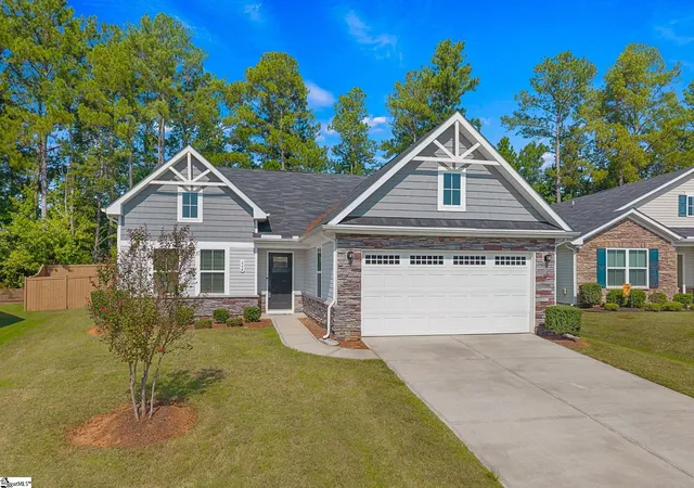 Photo 2 of Single family home for sale at 664 Hardwood Dr, Boiling Springs, SC 29316 | MLS# 1604544 | Listing updated on 2026-10-18