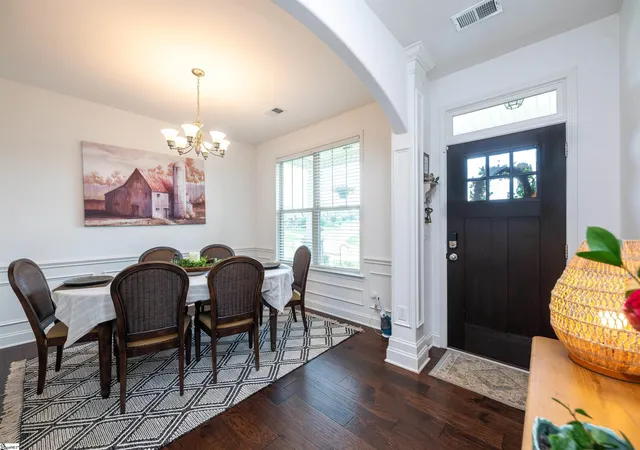 Photo 3 of Single family home for sale at 307 Barnhill Ct, Greenville, SC 29617 | MLS# 1598971 | Listing updated on 2026-09-09