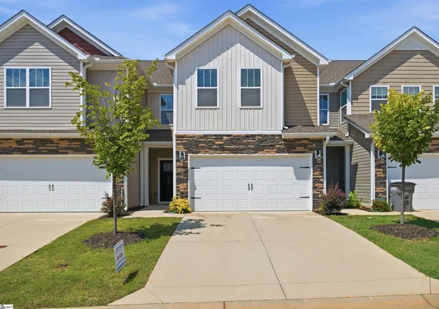 Townhouse for sale at 313 Cub Ct, Greenville, SC 29609 | MLS# 1602904