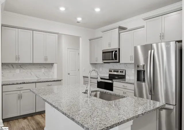 Photo 3 of Townhouse for sale at 313 Cub Ct, Greenville, SC 29609 | MLS# 1602904 | Listing updated on 2026-09-04