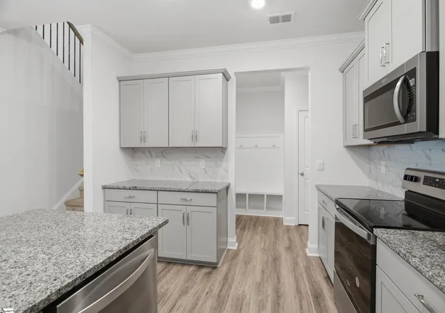 Photo 4 of Townhouse for sale at 313 Cub Ct, Greenville, SC 29609 | MLS# 1602904 | Listing updated on 2026-09-04