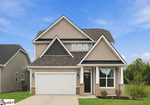 Photo 1 of Single family home for sale at 117 River Fork Trl, Greenville, SC 29605 | MLS# 1585448 | Listing updated on 2026-10-27