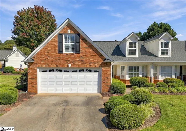 Photo 1 of Townhouse for sale at 7 Kennebec Ln, Simpsonville, SC 29681 | MLS# 1606244 | Listing updated on 2026-10-26