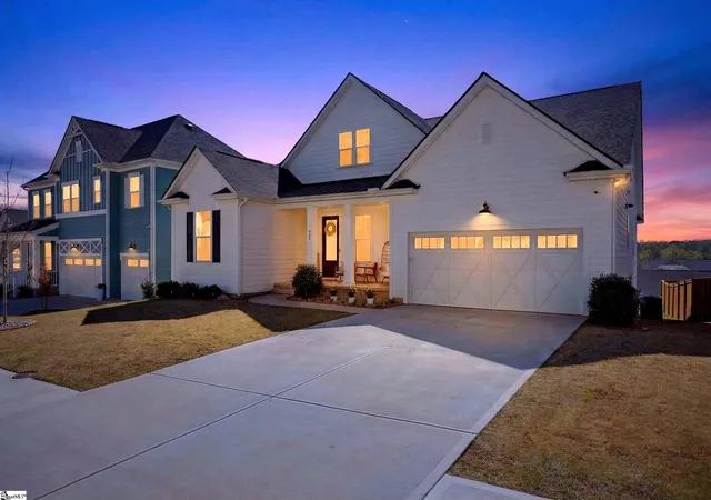 Photo 3 of Single family home for sale at 460 Galleron Ct, Fountain Inn, SC 29644 | MLS# 1603478 | Listing updated on 2026-09-11