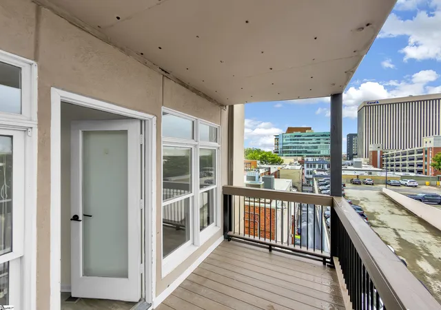 Photo 3 of Condo for sale at 233 N Main St #Unit 406, Greenville, SC 29601 | MLS# 1603970 | Listing updated on 2026-09-24