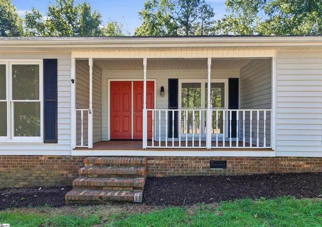 Photo 2 of Single family home for sale at 103 Partridge Point, Fountain Inn, SC 29644 | MLS# 1605639 | Listing updated on 2026-10-27