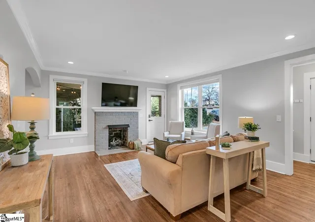 Photo 3 of Single family home for sale at 714 Arlington Ave, Greenville, SC 29601 | MLS# 1602649 | Listing updated on 2026-09-01