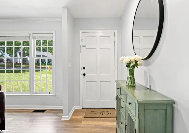 Photo 3 of Single family home for sale at 2 Crafton St, Taylors, SC 29687 | MLS# 1604946 | Listing updated on 2026-09-25