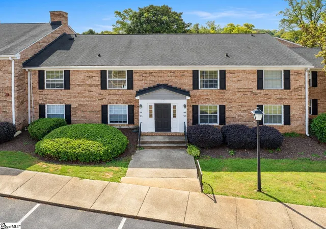 Photo 1 of Condo for sale at 925 Cleveland St #Unit 94, Greenville, SC 29601 | MLS# 1605810 | Listing updated on 2026-10-21