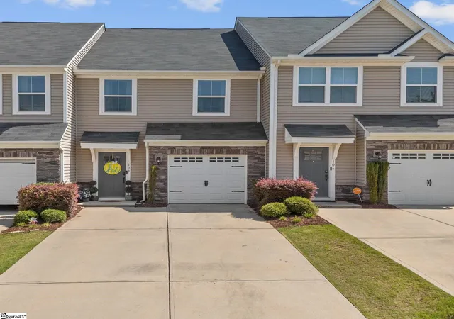 Photo 1 of Townhouse for sale at 108 Roundtree Dr, Simpsonville, SC 29681 | MLS# 1604207 | Listing updated on 2026-09-18
