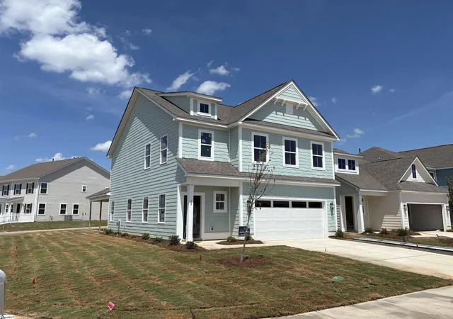 Photo 3 of Single family home for sale at 10 Whirlwind Wy, Simpsonville, SC 29681 | MLS# 1599722 | Listing updated on 2026-10-23