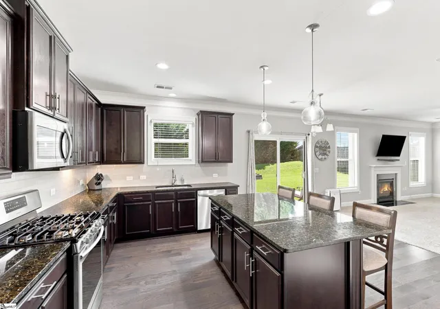 Photo 2 of Single family home for sale at 274 Braselton St, Duncan, SC 29334 | MLS# 1601635 | Listing updated on 2026-09-12