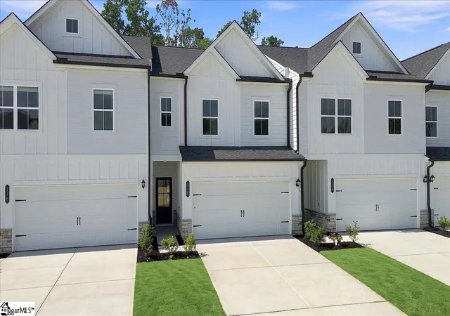 Photo 2 of Townhouse for sale at 116 Brass Tack Dr, Greenville, SC 29611 | MLS# 1589793 | Listing updated on 2026-09-08