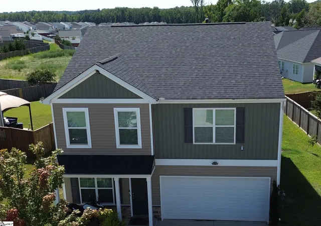 Photo 3 of Single family home for sale at 103 Glad St, Greenville, SC 29605 | MLS# 1603563 | Listing updated on 2026-09-14