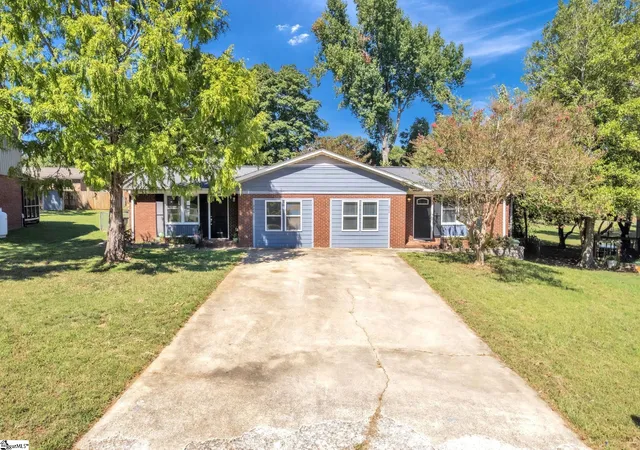 Photo 1 of Multi family home for sale at 224/226 Devonwood Ct, Taylors, SC 29687 | MLS# 1605167 | Listing updated on 2026-10-09