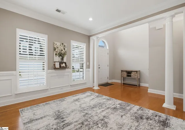 Photo 3 of Townhouse for sale at 20 Dillworth Ct, Simpsonville, SC 29681 | MLS# 1604879 | Listing updated on 2026-09-26