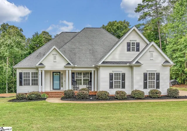Photo 1 of Single family home for sale at 107 Galewood Dr, Greer, SC 29651 | MLS# 1603972 | Listing updated on 2026-10-07