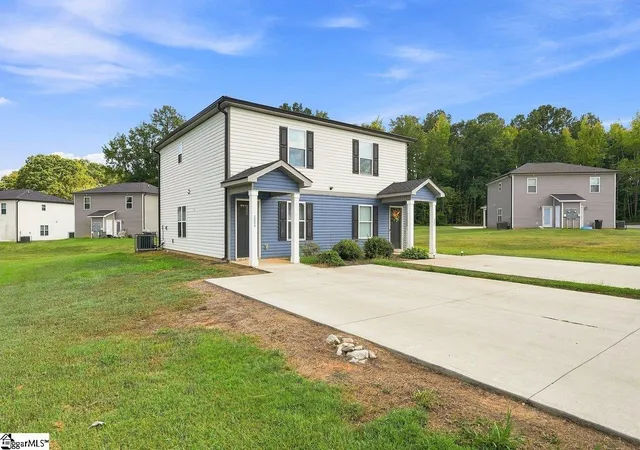 Photo 2 of Single family home for sale at 121 Rubin Ave #UNITS A AND B, Anderson, SC 29624 | MLS# 1603084 | Listing updated on 2026-09-06