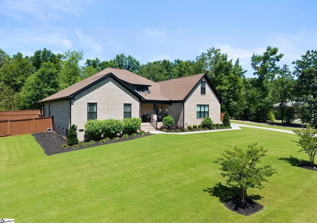 Photo 3 of Single family home for sale at 217 Granite Hill Trl, Pelzer, SC 29669 | MLS# 1595932 | Listing updated on 2026-10-14