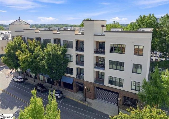 Photo 3 of Condo for sale at 155 E Broad St #Apt 316, Spartanburg, SC 29306 | MLS# 1603802 | Listing updated on 2026-10-06