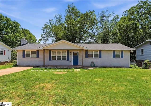 Photo 1 of Single family home for sale at 123 Monaview Cir, Greenville, SC 29617 | MLS# 1602733 | Listing updated on 2026-09-04
