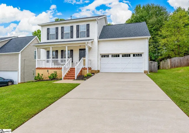 Photo 1 of Single family home for sale at 317 Hampton Ridge Dr, Greer, SC 29651 | MLS# 1605007 | Listing updated on 2026-10-21