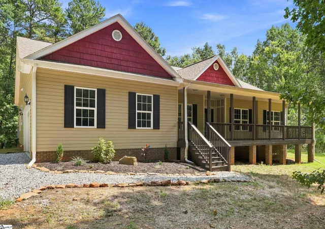 Photo 1 of Single family home for sale at 146 Windmont Rd, Pickens, SC 29671 | MLS# 1597296 | Listing updated on 2026-10-05