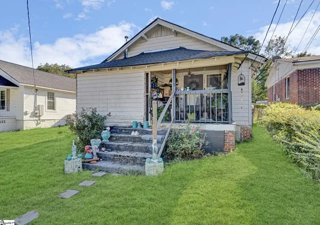 Photo 1 of Sale Pending at 105 Judson Rd, Greenville, SC 29611 | MLS# 1605666 | Listing updated on 2026-10-13