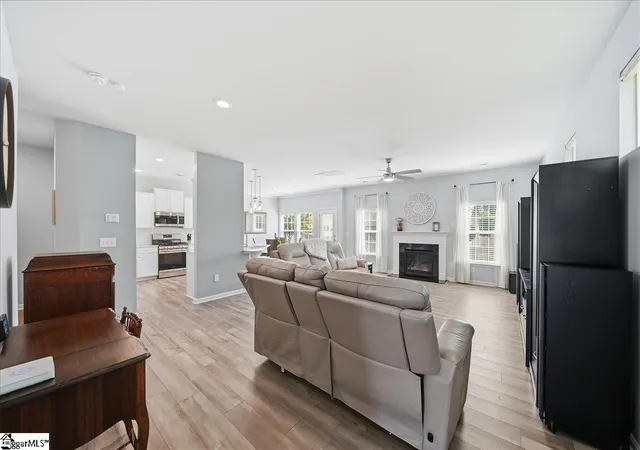 Photo 3 of Single family home for sale at 208 Grassy Crk Way, Pendleton, SC 29670 | MLS# 1602665 | Listing updated on 2026-09-02