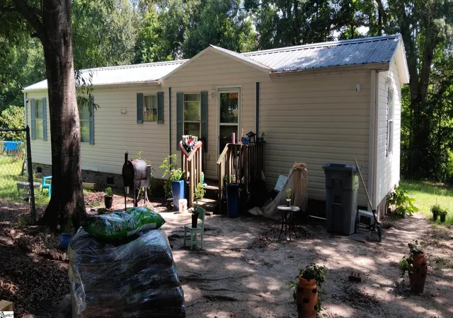 Photo 1 of Manufactured home for sale at 16227 Hwy 25, Ware Shoals, SC 29692 | MLS# 1597048 | Listing updated on 2026-09-05