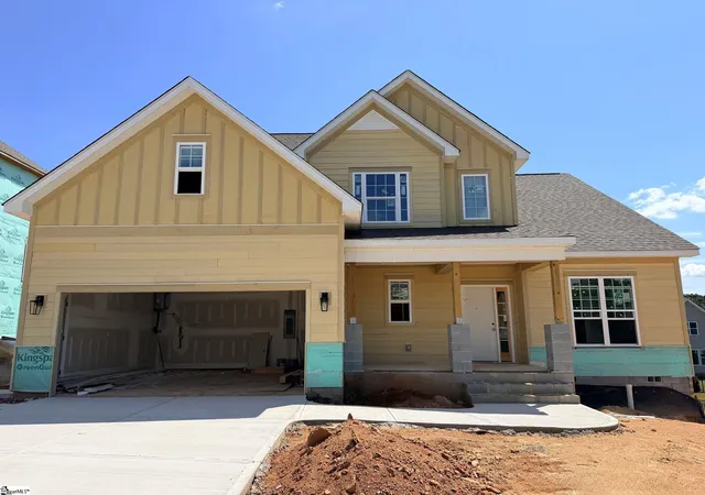 Photo 2 of Single family home for sale at 618 Creekway Ct, Greer, SC 29651 | MLS# 1600414 | Listing updated on 2026-09-10