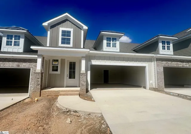 Photo 1 of Townhouse for sale at 21 Hasbrook Ln, Greenville, SC 29607 | MLS# 1578857 | Listing updated on 2026-09-12