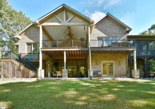 Photo 2 of Single family home for sale at 131 Reserve Dr, Piedmont, SC 29673 | MLS# 1605333 | Listing updated on 2026-10-12