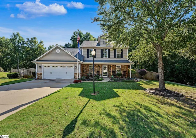 Photo 1 of Single family home for sale at 120 Flt Tail Way, Greer, SC 29651 | MLS# 1605513 | Listing updated on 2026-10-11