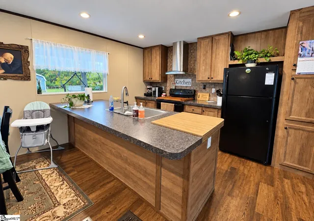Photo 4 of Manufactured home for sale at 801 Vern Cora Rd, Laurens, SC 29360 | MLS# 1604301 | Listing updated on 2026-10-01